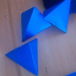 üçgen prizma